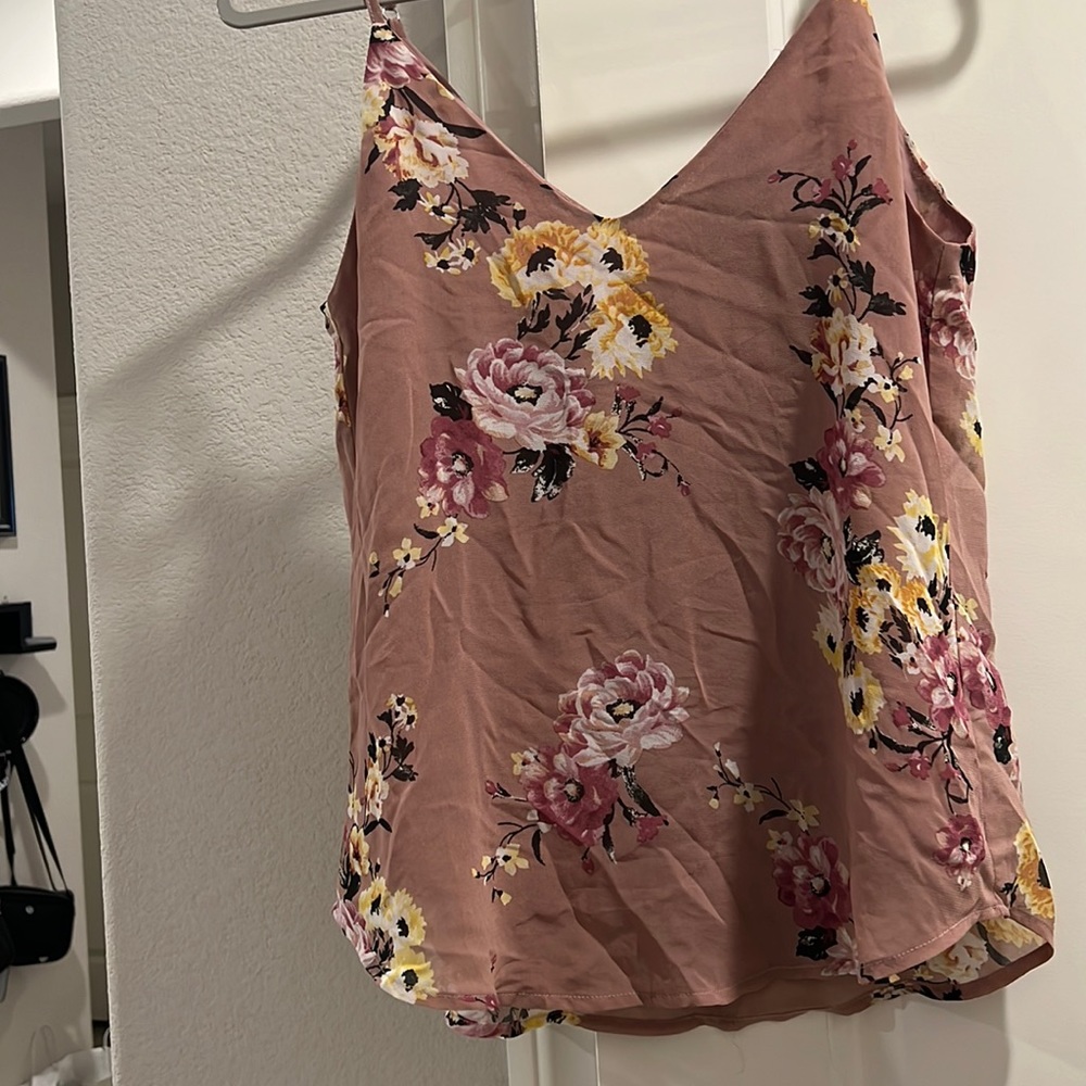 flowy tank